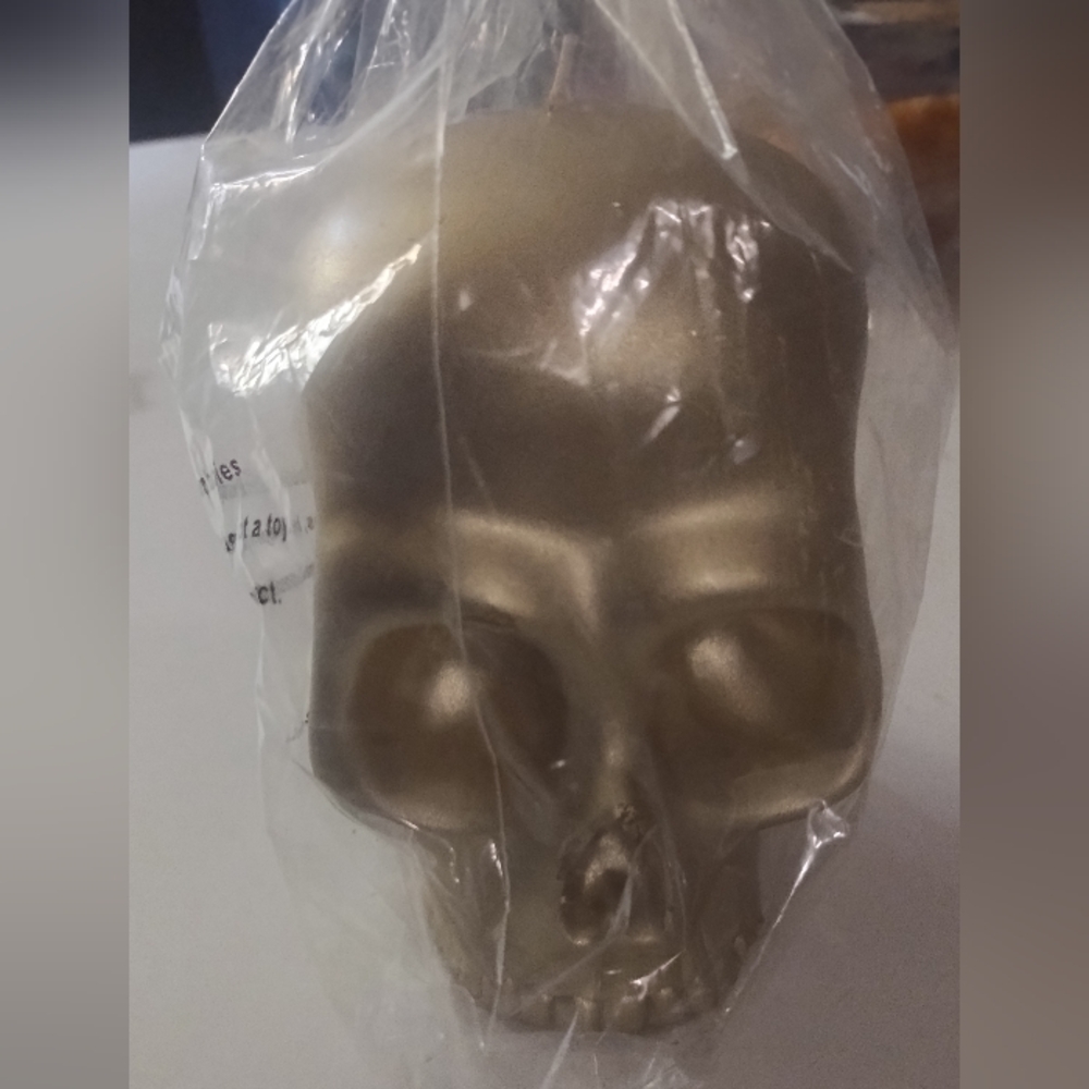Gold Skull Decor